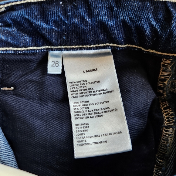 L'agence Jones Ultra High Rise Straight Leg Stovepipe Jeans Size 26 NWT $295 - Picture 6 of 9